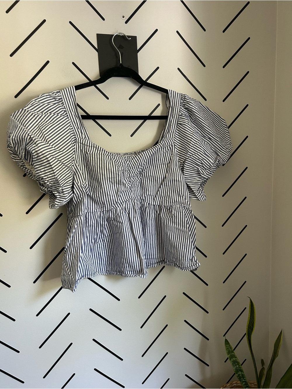 Old Navy Womens Puff Sleeve Ruched Striped Smock Blouse, Navy/White